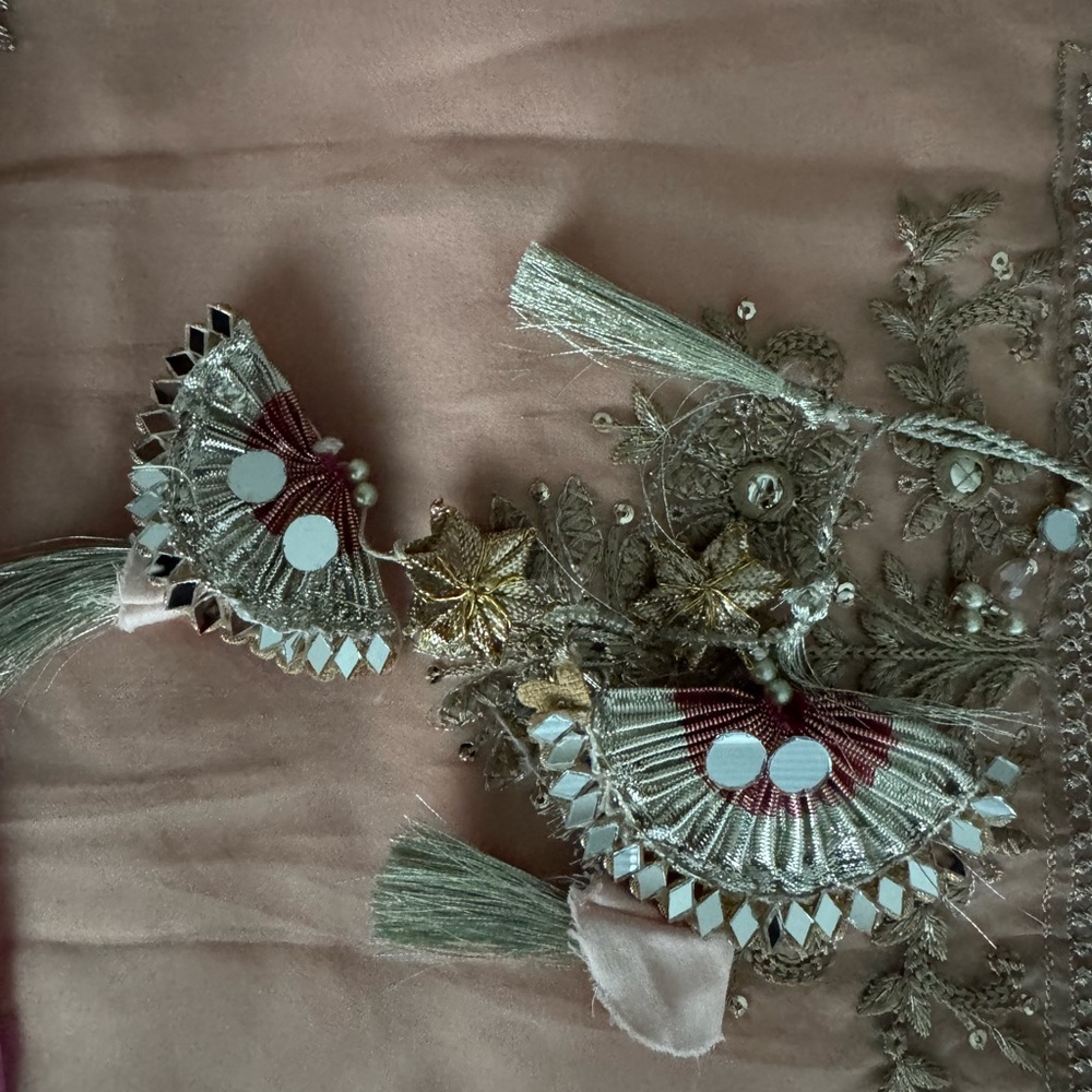 Sahara Peach and Gold Embroidered Kurta Set - Picture 9 of 12
